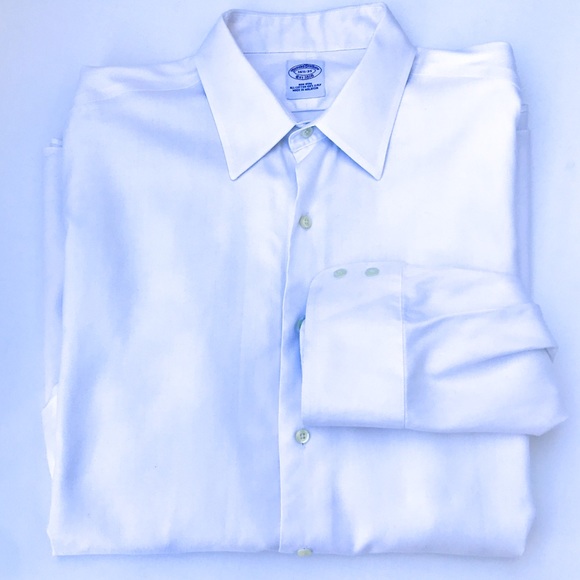 Brooks Brothers Other - Brooks Brothers Classic White Non-Iron Dress Shirt